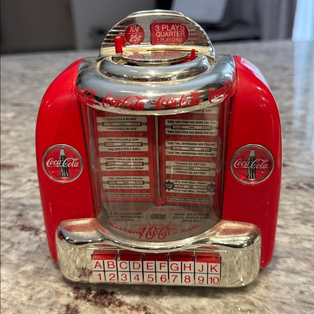 Vintage 1996 Coca-Cola Diner Coin Bank Music Box